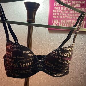 VS Bra
